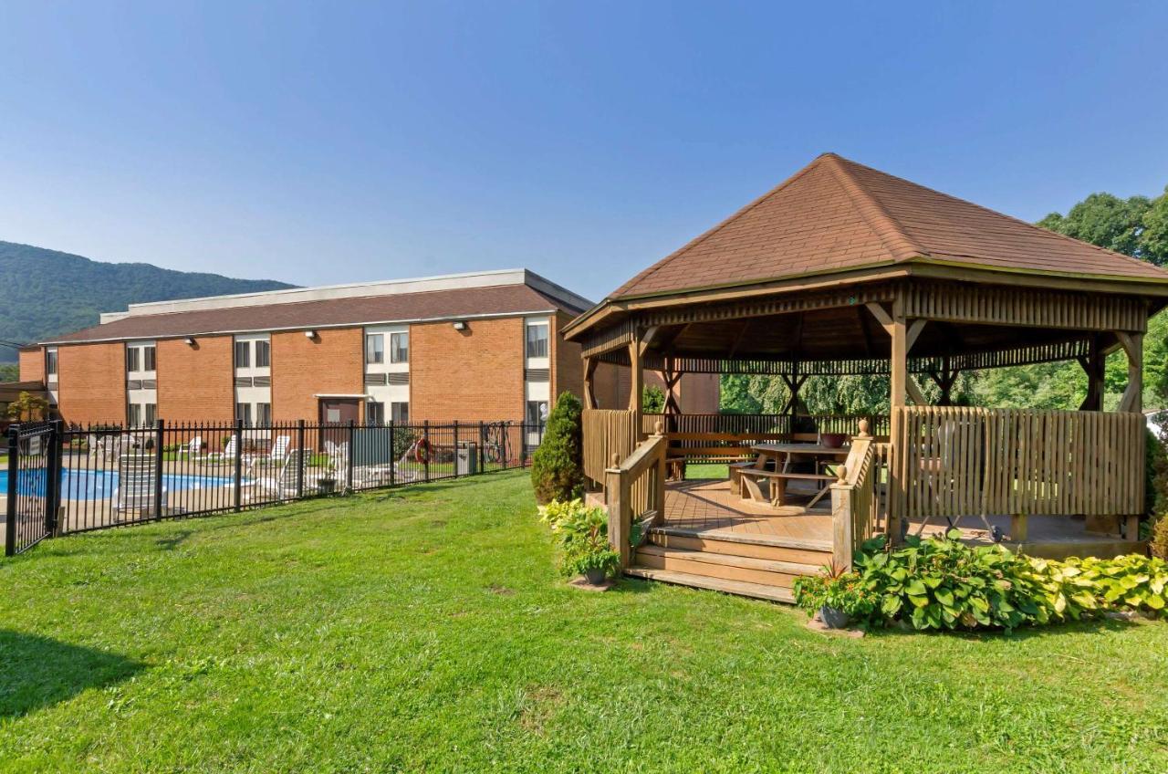 Comfort Inn Bluefield Buitenkant foto