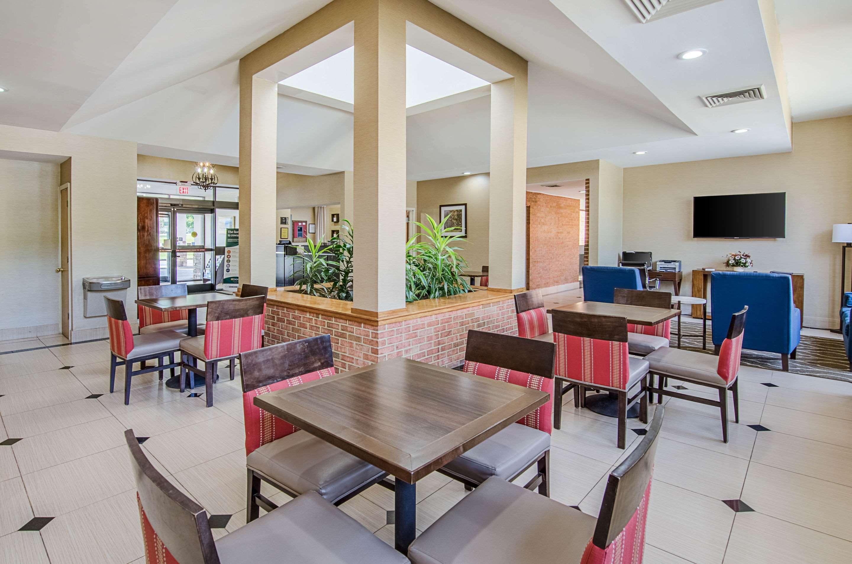 Comfort Inn Bluefield Buitenkant foto