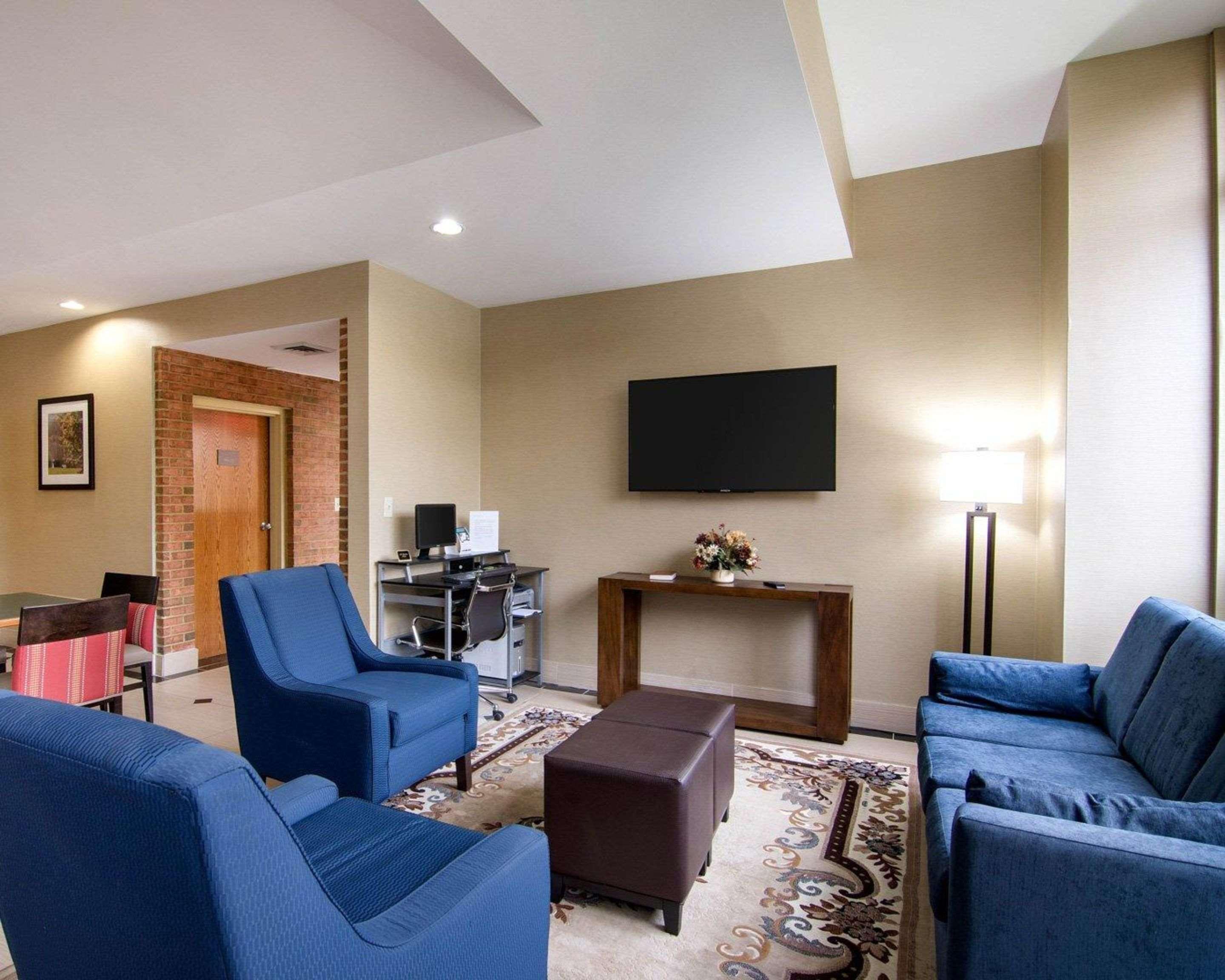 Comfort Inn Bluefield Buitenkant foto