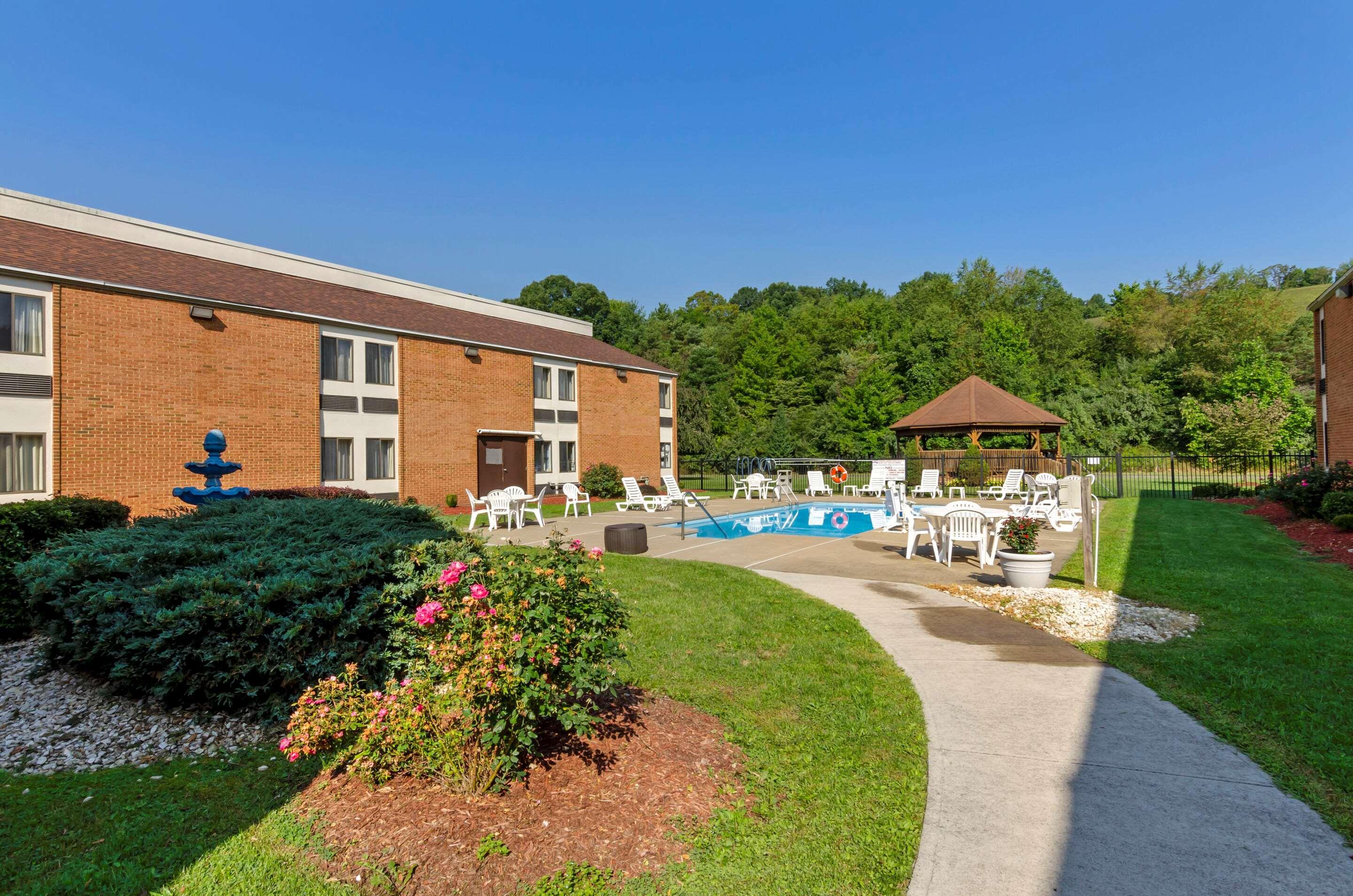 Comfort Inn Bluefield Buitenkant foto